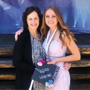 Meet your Posher, Haley